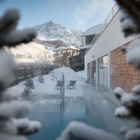 Hotel Des Alpes La Villa  Bagian luar foto