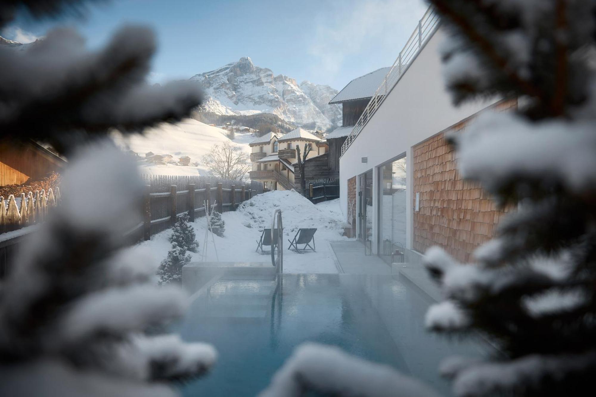Hotel Des Alpes La Villa  Bagian luar foto